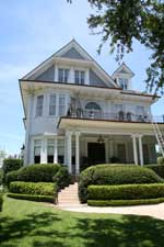 Double Gallery House